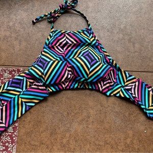 Multicolor women’s bathing suit top, new without tags, never been worn. Size S